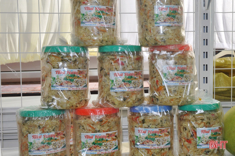 Ấn tượng gian hàng trưng bày sản phẩm nông nghiệp tiêu biểu của Hương Khê