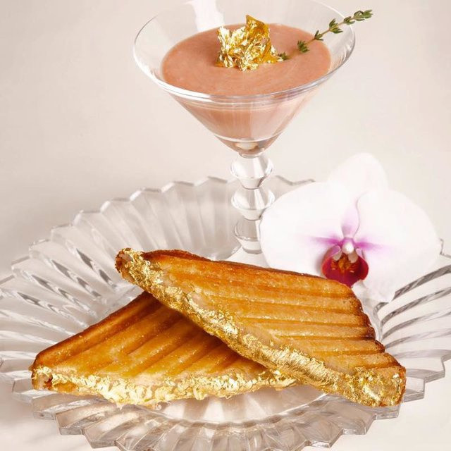 Những món ăn dát vàng chỉ dành cho giới siêu giàu