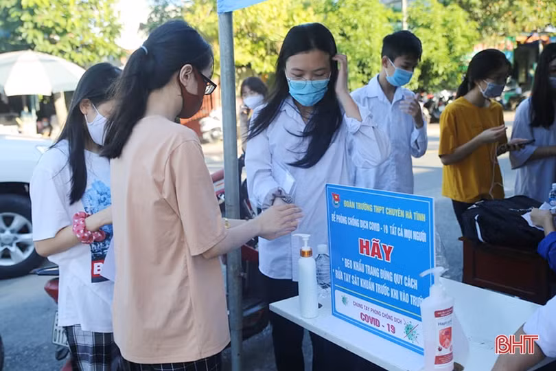 Hơn 15 ngàn thí sinh Hà Tĩnh bước vào ngày thi đầu tiên Kỳ thi tốt nghiệp THPT 2020