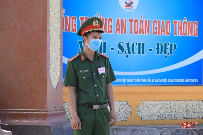 Hơn 15.000 thí sinh Hà Tĩnh làm thủ tục thi tốt nghiệp, công tác phòng dịch thực hiện nghiêm ngặt