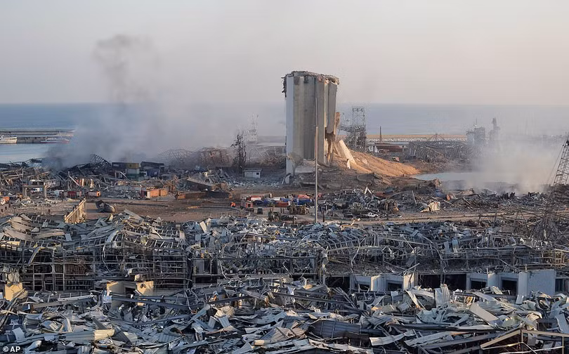 Lebanon sa lầy trong đói nghèo và bạo lực