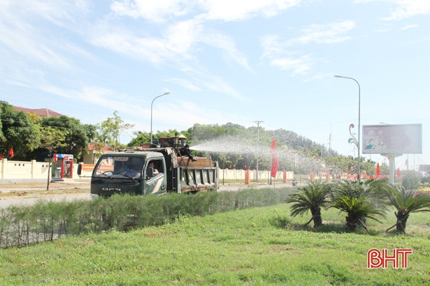 Lộc Hà rực rỡ cờ hoa trước ngày hội lớn