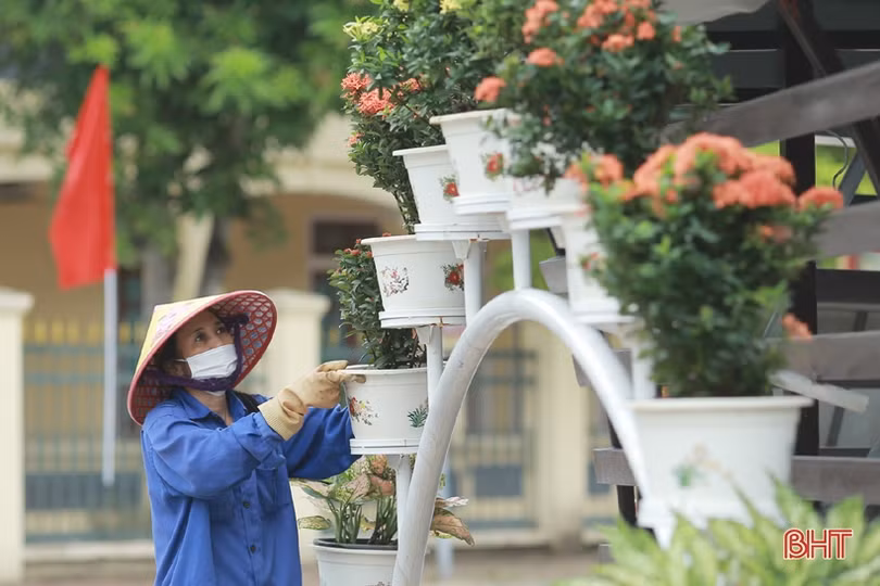 Hương Sơn rực rỡ cờ hoa trước ngày hội lớn