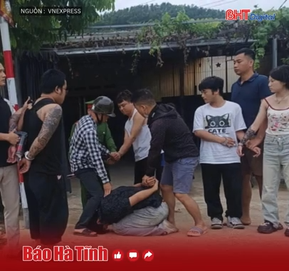 Nhóm người nước ngoài xịt hơi cay, cướp ôtô trên cao tốc
