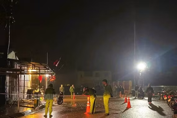 Nổ mìn tại nhà riêng tối mùng 2 Tết, 10 người bị thương