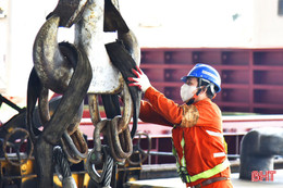 Đảm bảo an toàn vệ sinh lao động để nâng cao hiệu quả sản xuất 