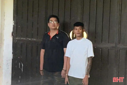 Bắt 2 đối tượng mua bán ma tuý “cỏ Mỹ”
