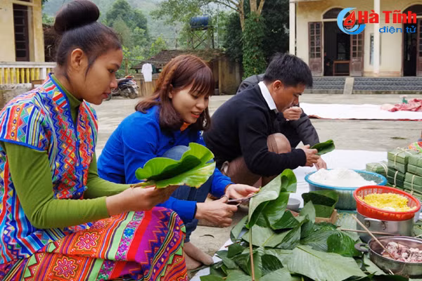 photo vui xuan som tren ban rao tre