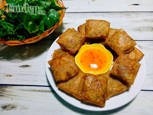 dung bo qua mon cha gio nhan thit dau xanh beo bui ngon me man nay