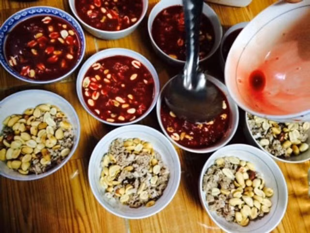 an tiet canh chua thay may man da mat tet vi nhap vien cap cuu