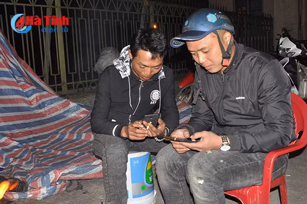 trang dem canh quat trong dao trong gia ret