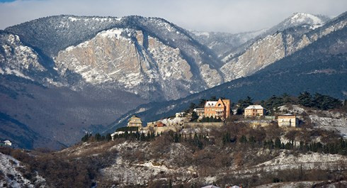 cuoc chien thong tin nham vao nga bat dau ran nut