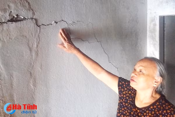 bo song nghen sat lo dan co nguy co mat dat mat nha