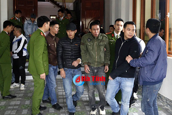 pha o xoc dia o lang bat 19 doi tuong va hon 100 trieu dong tren chieu bac