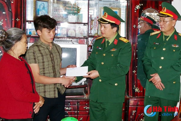 san sang cho ngay hoi giao quan