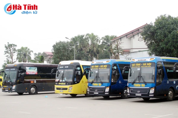 xe khach ngay tet tang tan suat gio phuc vu voi gia ve on dinh