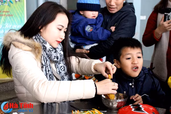 am long bua com ngay cuoi nam