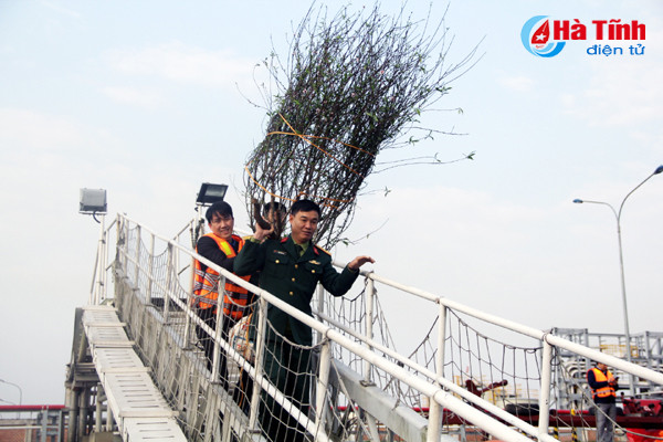 xuan ve tren dao son duong