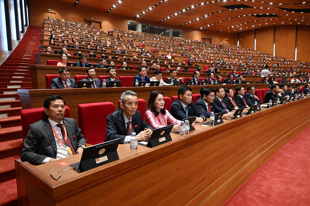 Các đại biểu đoàn Huế dự phiên trù bị của Đại hội đại biểu toàn quốc lần thứ XIV.