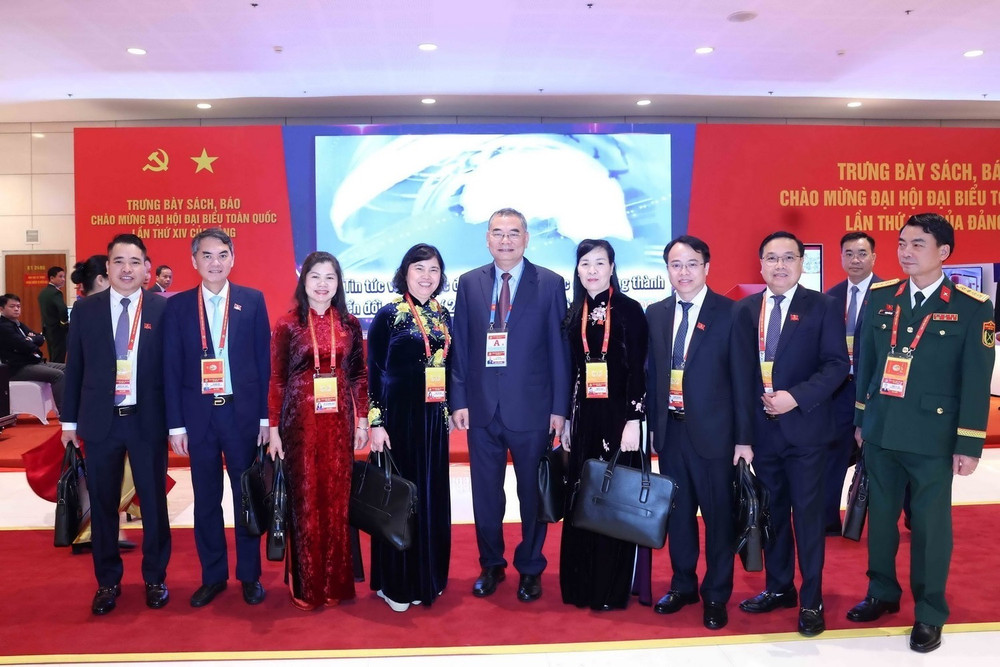 Các đại biểu đến dự phiên họp trù bị Đại hội XIV của Đảng. Ảnh: TTXVN