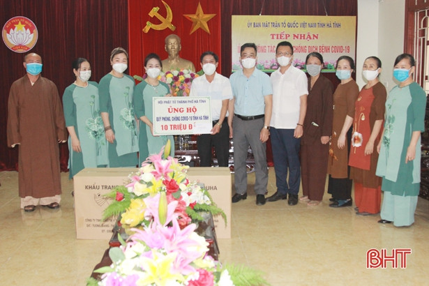 Hà Tĩnh tiếp nhận hơn 62 tỷ đồng ủng hộ phòng, chống dịch Covid-19