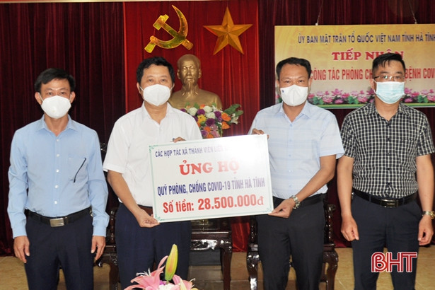 Liên minh HTX Hà Tĩnh ủng hộ hơn 57 triệu đồng phòng, chống dịch Covid-19