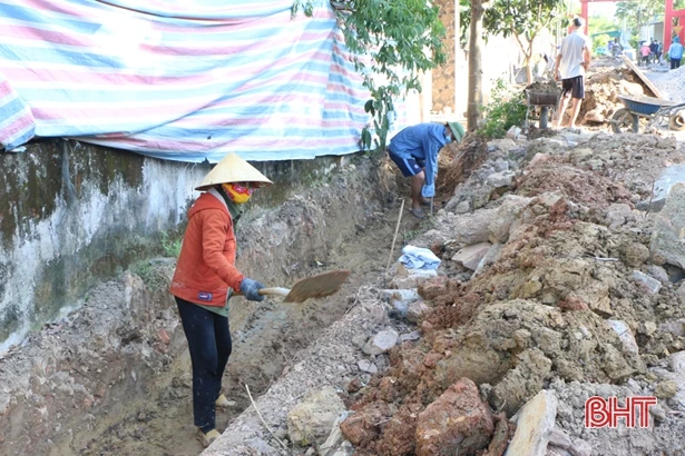 Công trường trọng điểm ở TP Hà Tĩnh lại rộn vang tiếng máy