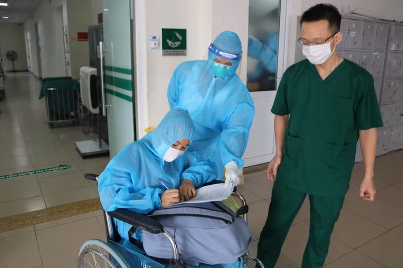 Nữ công nhân Bắc Giang tổn thương phổi nghiêm trọng, thoát chết COVID-19 hi hữu