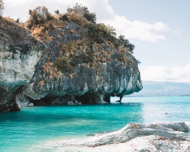 Màu sắc khó tin của hang động 6000 năm tuổi đẹp nhất Nam Mỹ