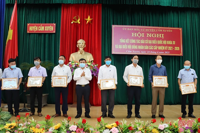 Các địa phương tổng kết công tác tổ chức bầu cử nhiệm kỳ 2021-2026