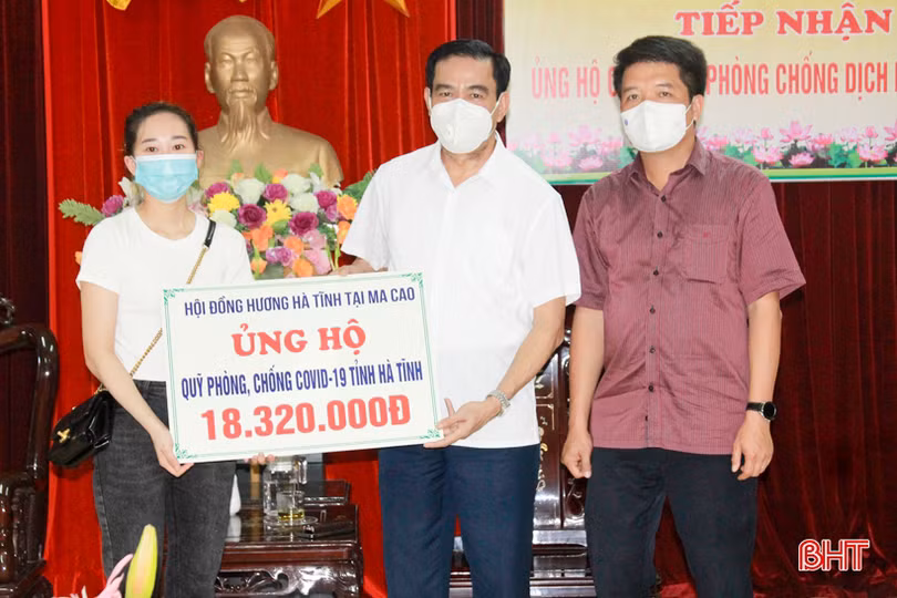 Các đơn vị, doanh nghiệp ủng hộ Hà Tĩnh gần 1,9 tỷ đồng phòng chống dịch