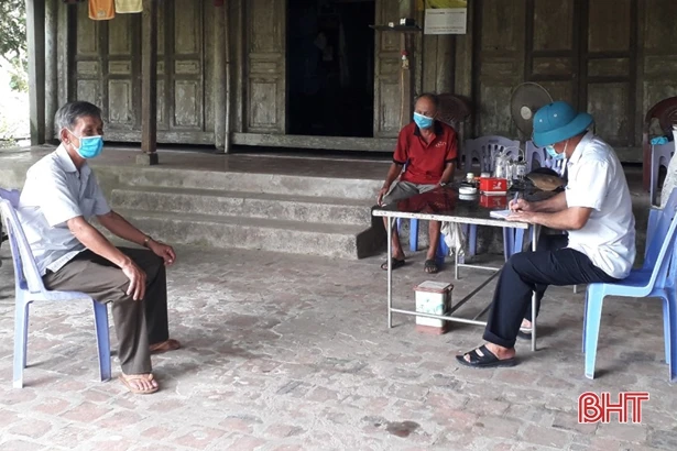 Vũ Quang cách ly tập trung 7 F1 liên quan đến ca bệnh ở Nghệ An