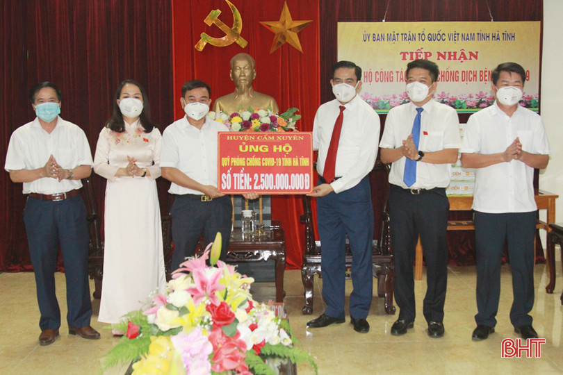Các đơn vị, doanh nghiệp tiếp tục hỗ trợ Hà Tĩnh phòng, chống dịch COVID-19