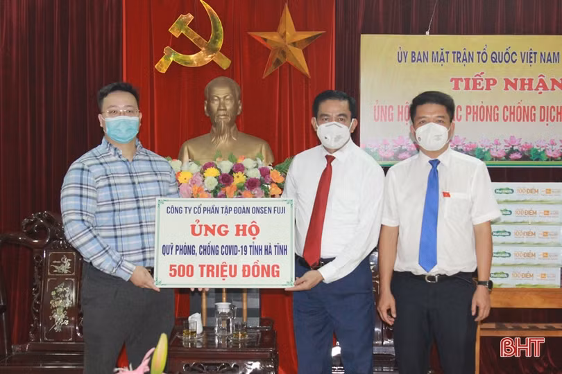 Hà Tĩnh tiếp nhận thêm hơn 3,3 tỷ đồng ủng hộ công tác phòng, chống dịch