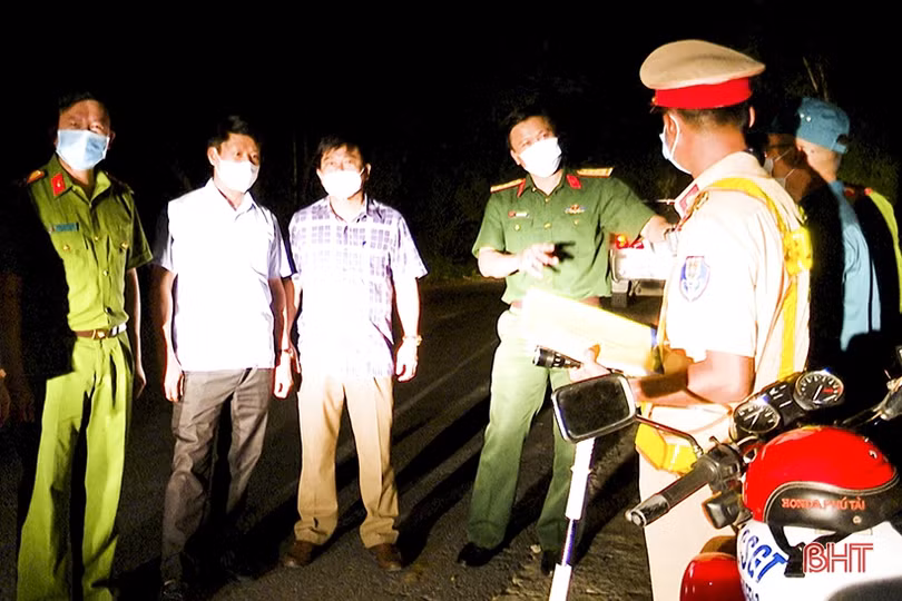 Đức Thọ, Hương Sơn lập 5 chốt kiểm tra phòng chống dịch Covid-19