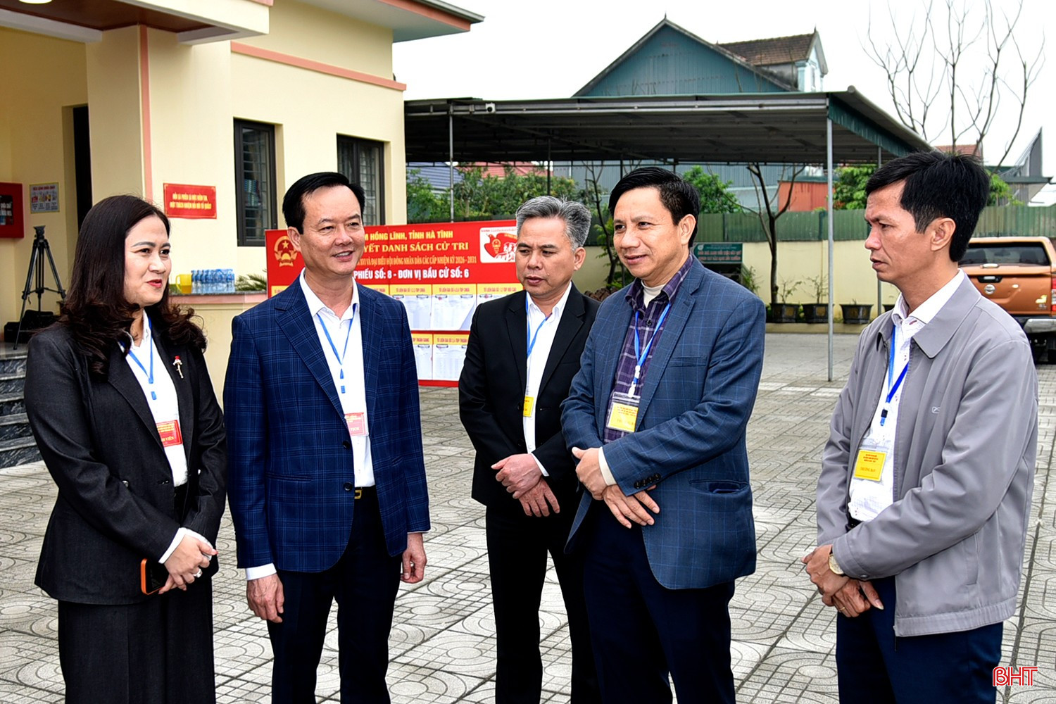 Qua kiểm tra, Phó Chủ tịch Thường trực UBND tỉnh Trần Báu Hà đánh giá, công tác tổ chức được Ủy ban bầu cử phường Nam Hồng Lĩnh triển khai chặt chẽ, đúng quy định, bảo đảm trang trọng, an toàn. Phó Chủ tịch Thường trực UBND tỉnh đề nghị, Ủy ban bầu cử phường Nam Hồng Lĩnh tiếp tục chỉ đạo các tổ bầu cử thực hiện đúng quy định, bảo đảm cho cuộc bầu cử diễn ra an toàn, thuận lợi; hướng dẫn, tạo điều kiện để mọi cử tri thực hiện đầy đủ quyền và nghĩa vụ công dân.