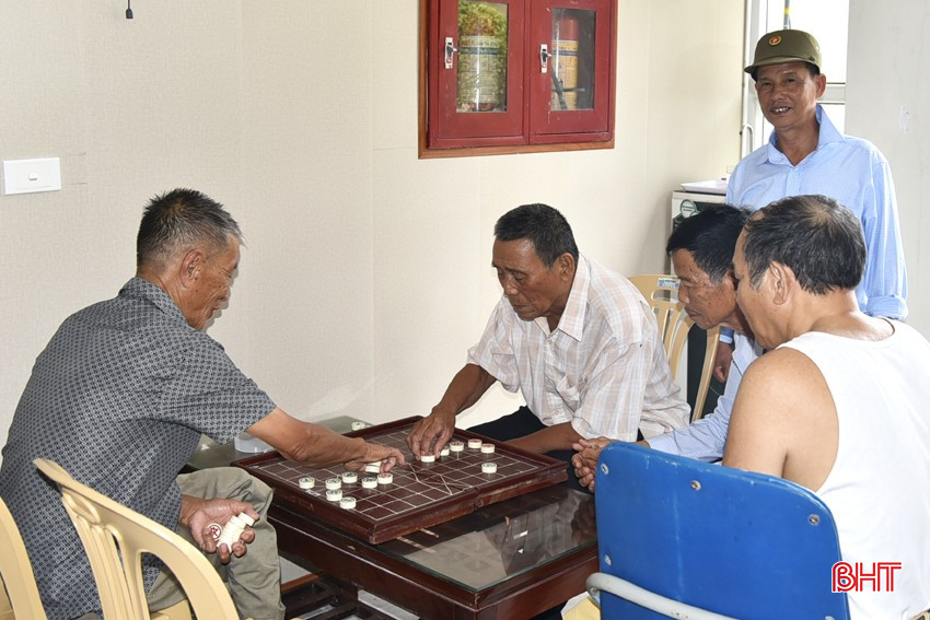 Người có công tham gia điều dưỡng tập trung nhằm nâng cao sức khoẻ, vui chơi, giải trí và là dịp gặp lại bạn bè, đồng đội. bqbht_br_dt-dsc1166.jpg