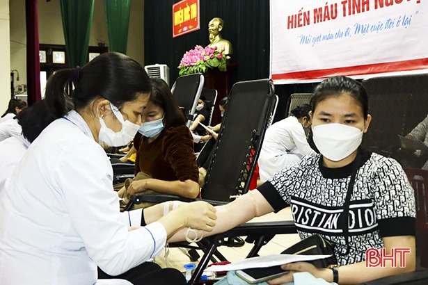 Thu về 239 đơn vị máu từ Ngày hội Hiến máu tình nguyện đợt 1/2022 ở Đức Thọ