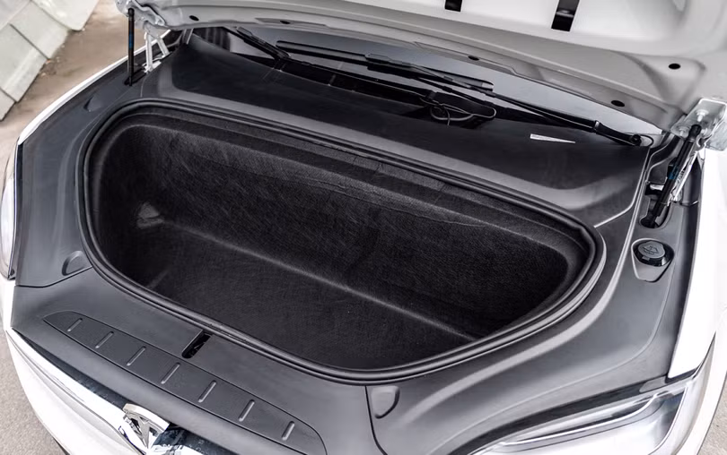 Tesla Model X Performance - SUV chạy điện giá gần 8 tỷ đồng