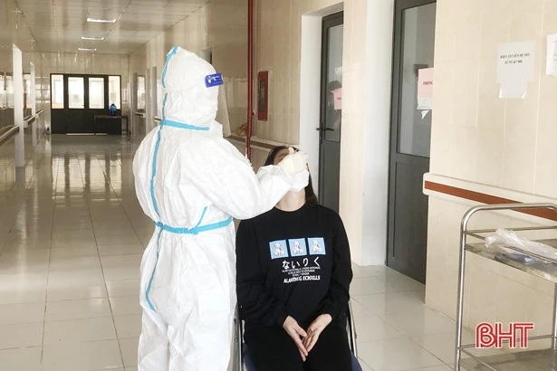 Hà Tĩnh còn 215 bệnh nhân COVID-19 đang cách ly, điều trị trong tỉnh