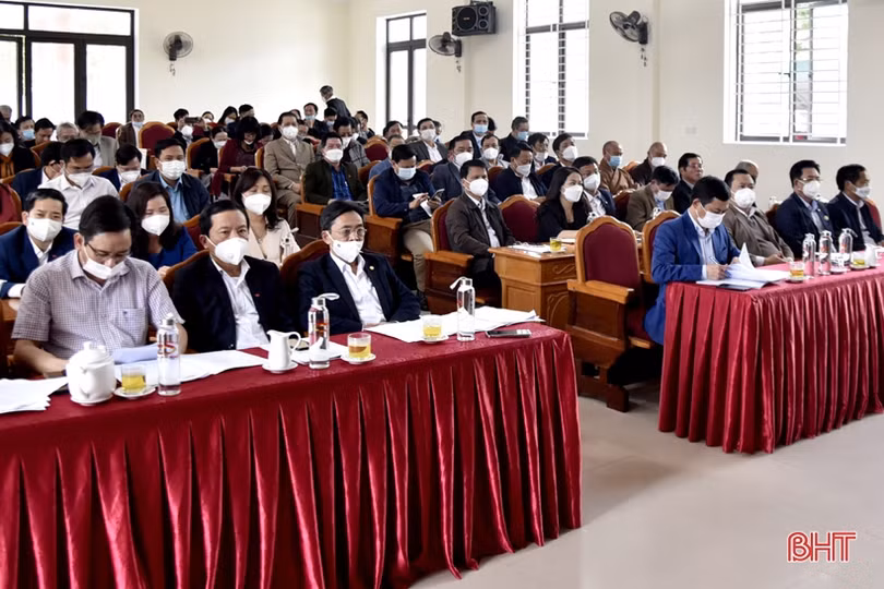 Ủy ban MTTQ Việt Nam tỉnh Hà Tĩnh được Trung ương tặng cờ đơn vị xuất sắc