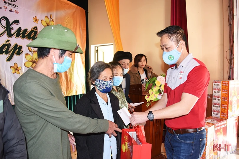 “Mùa xuân ấm áp” của Heineken Việt Nam đến với người nghèo Hà Tĩnh