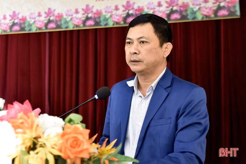 Ủy ban MTTQ Việt Nam tỉnh Hà Tĩnh được Trung ương tặng cờ đơn vị xuất sắc