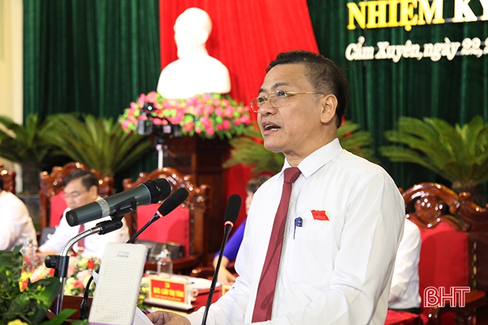 Ông Phạm Đăng Nhật được bầu giữ chức Bí thư Huyện ủy Cẩm Xuyên nhiệm kỳ 2020 - 2025