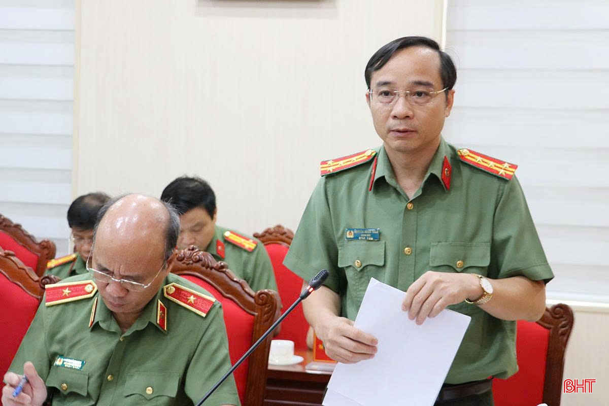 Đại tá Nguyễn Xuân Thao - Giám đốc Công an tỉnh Hà Tĩnh báo cáo công tác chuẩn bị đại hội bqbht_br_771303ec-43c5-41f1-830b-a41a314dba41.jpg