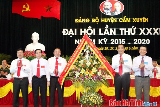 Tập trung nguồn lực xây dựng Cẩm Xuyên sớm trở thành huyện nông thôn mới ảnh 2 Tập trung nguồn lực xây dựng Cẩm Xuyên sớm trở thành huyện nông thôn mới ảnh 2