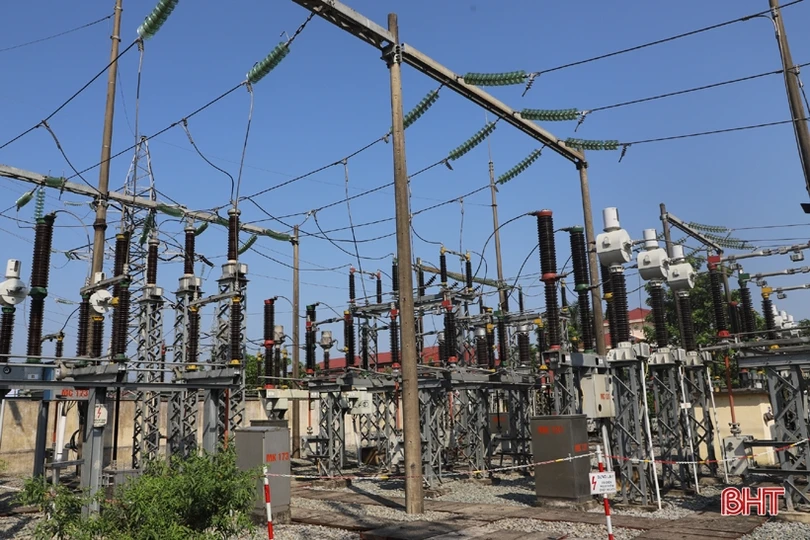 Nắng nóng tiếp diễn, phụ tải điện ở Hà Tĩnh tăng cao