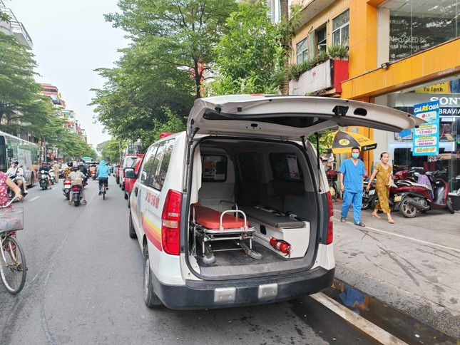 Cháy lớn tại căn nhà 4 tầng ở Hà Nội, 3 người tử vong