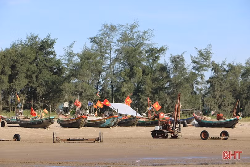 Những câu chuyện đời của ngư dân miền biển Nghi Xuân