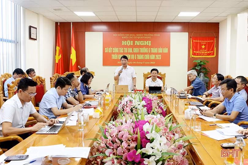 Hiệu quả phong trào thi đua trong khối các cơ quan Đảng